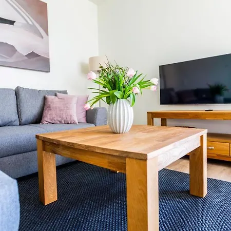 Hangar 19 Superior Mit Seeblick H5w2 *